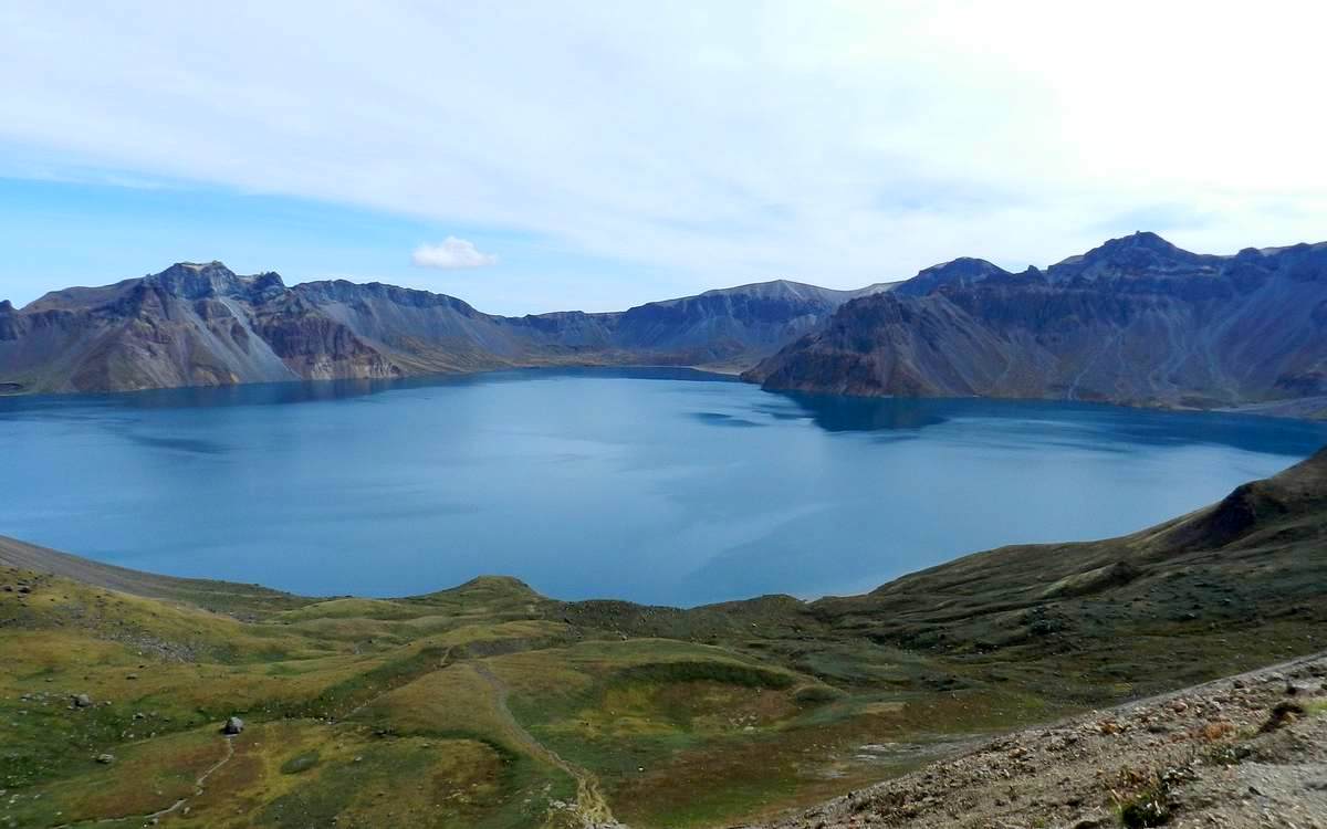 Nordkorea Paektu Gebirge - Der Himmel und die Erde